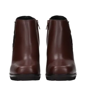 Max Mara Lace-up Leather Ankle Boot - Brown