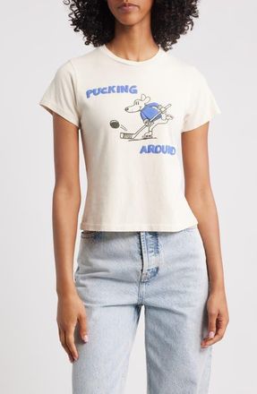 Daydreamer Pucking Around Cotton Graphic T-Shirt in Dirty White at Nordstrom, Size X-Small