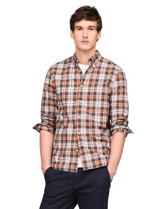 Tommy Hilfiger Long Sleeve Poplin Regular Fit, Mens Button Down Shirts, Also Available in Big and Tall, Carbon Navy/Orange Thunder Check, Large