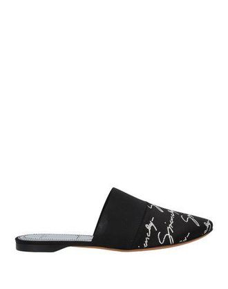 Givenchy FOOTWEAR - Mules & Clogs sur YOOX.COM