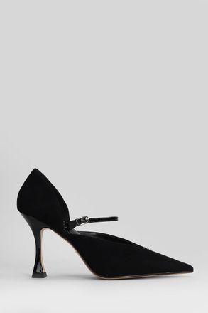 Lola Cruz Pumps