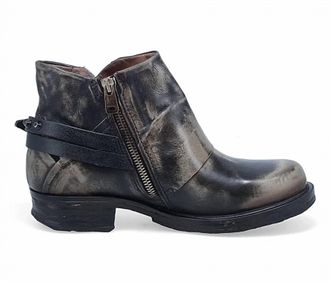 Miz Mooz Womens Steve Round Toe Heeled Boots In Distressed Ice