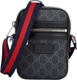 Gucci Black Coated Canvas GG Supreme Messenger Bag