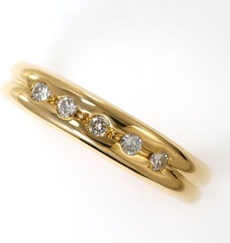 C&A Unbranded (18K) Band Ring (Pre-Owned)