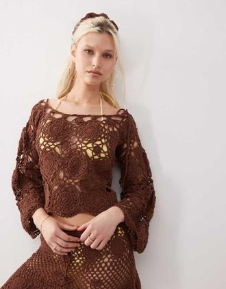 Reclaimed Vintage Edizione limitata - Crop top alluncinetto realizzato a mano color cioccolato in coordinato-Marrone