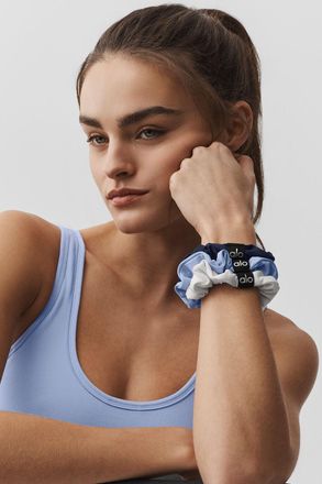 Alo | Fresh Mini Scrunchie 3-Pack in Light Provence Blue/Navy/White