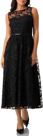 Ivonne Sleeveless Textured Maxi Dress in Black at Nordstrom, Size 10