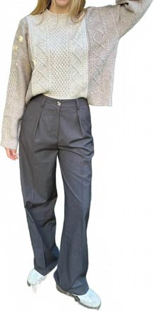 Nia Sly Pleated Pants In Gray