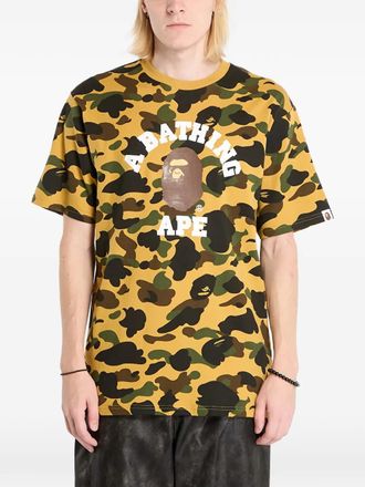 A Bathing Ape camo graphic T-shirt - unisex - Cotton - L - Yellow