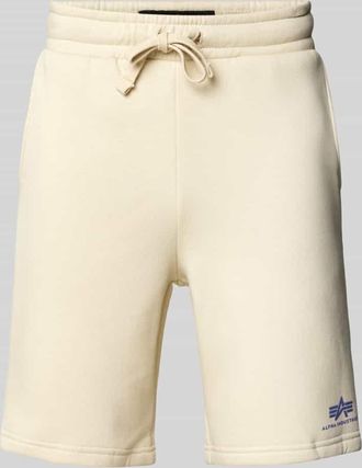 Alpha Industries Alpha Industries Sweatshorts mit elastischem Bund und Tunnelzug in Offwhite, Gr&ouml;&szlig;e XL
