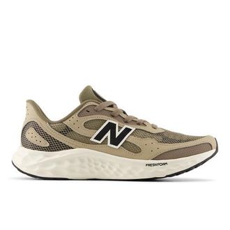 New Balance Hombre Fresh Foam Arishi v4 Tiralux en Marr&oacute;n/Negro, Talla 40.5