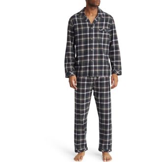 Majestic International Holiday Homecoming Cotton Flannel Pajamas in Green at Nordstrom Rack, Size X-Large