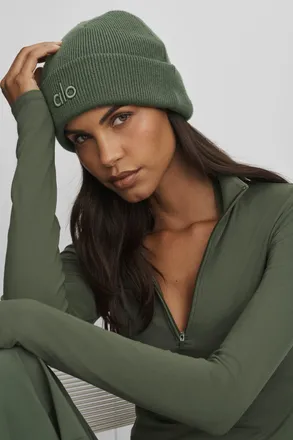 Alo | Notable Beanie Hat in Bamboo Green