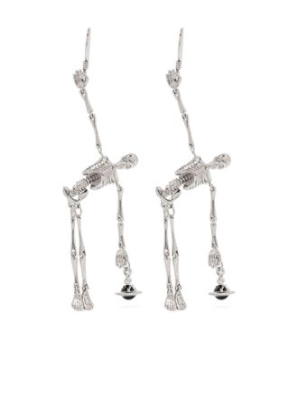 Vivienne Westwood Oorbellen met skelet hanger - Zilver