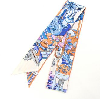 Ferragamo ivory Silk Scarf (Pre-Owned)