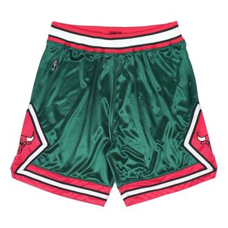Mitchell & Ness Chicago Bulls Authentic Shorts Green Red ASHRGS18115-CBUDKGN08