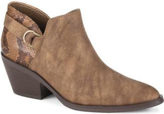 BareTraps Duala Block Heel Ankle Bootie in Saddle at Nordstrom, Size 6.5