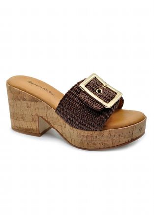 Chocolat Blu Womens Gani Sandal In Brown Raffia