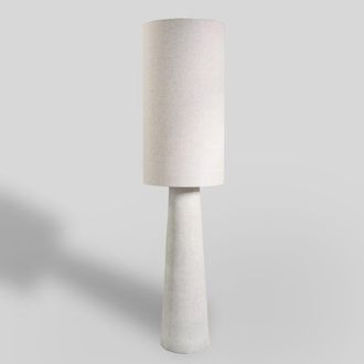 Maisons du monde L&aacute;mpara de pie de fibra de vidrio y pantalla de lino crema, 142 cm