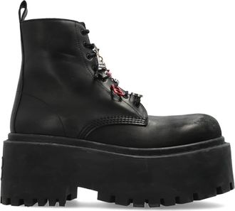 Balenciaga Strike Leather Platform Boots - Dames - Veterlaarzen - Zwart - 41 EU - Leer - Schoenen