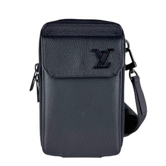 Louis Vuitton Black Leather Shoulder Bag (Pre-Owned)