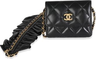 Chanel 2020 diamond-quilted cardholder-on-chain - women - Lambskin - One Size - Black