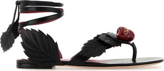 Valentino Garavani Cherryfic Teenslippers - Dames - Sandalen - Zwart - 38 EU - Leer - Schoenen