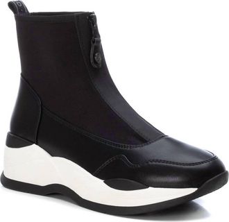 Xti Womens Sport Booties In Black