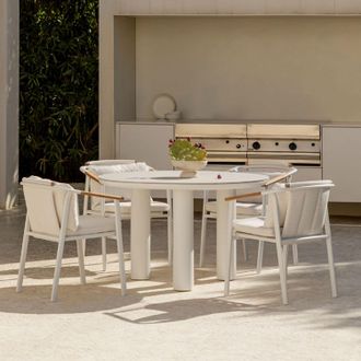 Sklum Set De Mesa Redonda &Oslash;120 Cm En Cer&aacute;mica Y Aluminio Arken Y 4 Sillas De Jard&iacute;n Con Reposabrazos En Aluminio Y Tela Boucl&eacute; Yervin Sklum