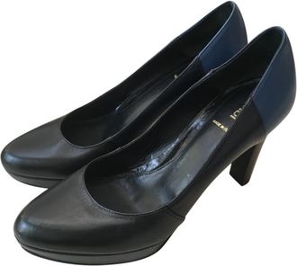 Fendi Bi-Colour Leather Pumps Size 39