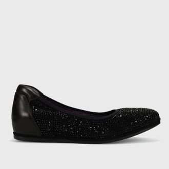 Vaneli Womens Gisel Flat In Black Suede