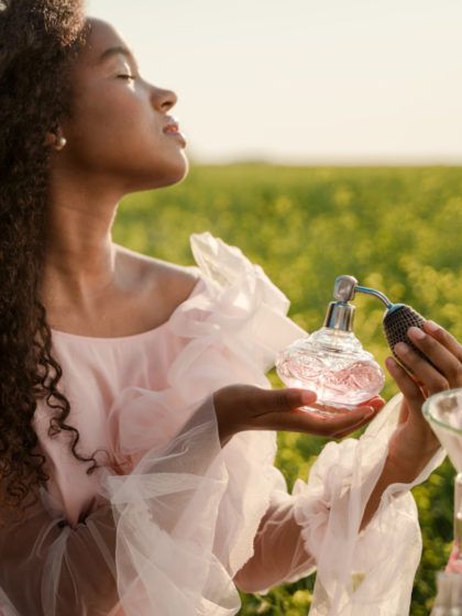 Es duftet nach Sommer! Diese 10 günstigen Parfums riechen wahnsinnig teuer