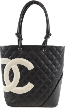 Chanel Leather Handbag (Pre-Owned)
