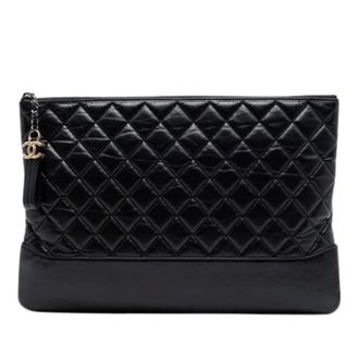 Chanel Pre-owned Clutches, female, Black, Size: ONE SIZE Pre-owned Gabrielle O-Case