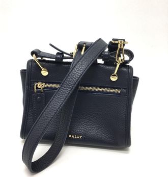 Bally Leather Shoulder Bag (Pre-Owned)