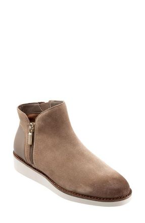 Softwalk Wesley Bootie in Stone Leather at Nordstrom, Size 8.5