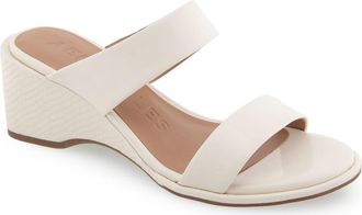 Aerosoles Norine Snake Embossed Sandal in Eggnog Patent Pu at Nordstrom Rack, Size 8.5