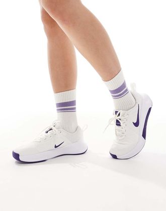Nike MC 3 - Sneakers bianche e viola-Bianco