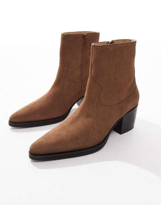 Asos Stivaletti in camoscio color cuoio con dettagli western e tacco cubano-Marrone