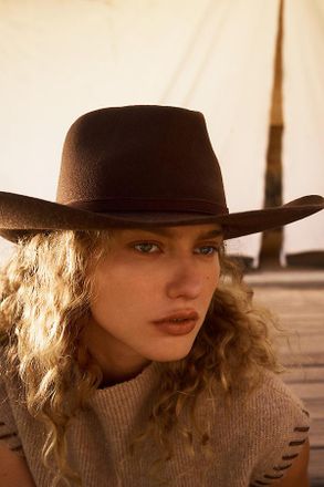 Wyeth Nyc Vega Rancher