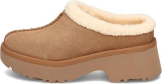 UGG (WMNS) UGG New Heights Cozy Clog Chestnut 1162510-CHE