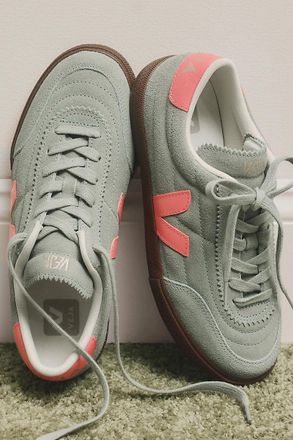 Veja Panenka Sneakers