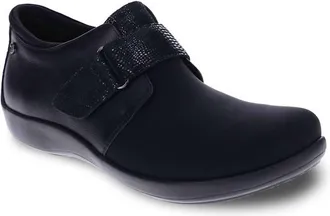 Revere Comfort Shoes Womens Izmir Leather Loafer In Black