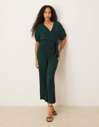 Vero Moda Tuta jumpsuit allacciata in vita verde pliss&eacute;