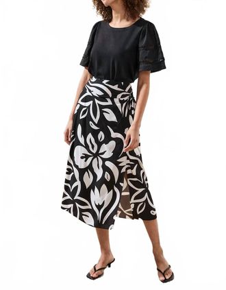Tribal Pull On Wrap Skirt In Black