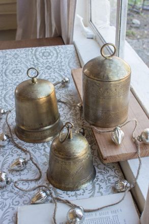 Kalalou Set Of Three Brass Finish Bells