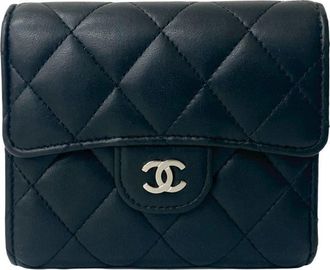 Chanel Black Leather Wallet (Bi-Fold) (Pre-Owned)