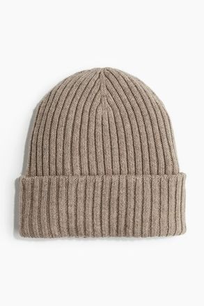 H&M Beanie in Rippstrick - Brown
