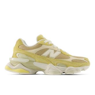 New Balance Unisex 9060R en Amarillo/Beige, Gamuza/Malla, Talla 37.5