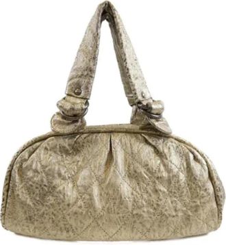 Chanel Pre-owned Shoulder Bags, female, Yellow, Size: ONE SIZE Pre-owned Leather chanel-bags